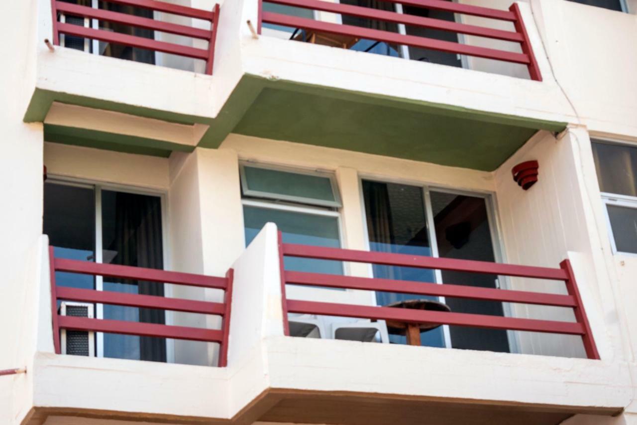 Isabel Suites Zihuatanejo Exterior photo